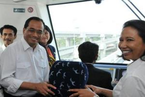 Menteri Rini Jajal Tol Trans Jawa Surabaya-Jakarta