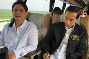 Jokowi Jajal Tol Trans Jawa Pakai Bus: Wah, Cepet Banget!