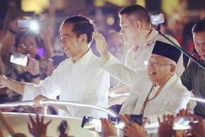 Jokowi Dapat Dukungan Ribuan Nyai se-Tapal Kuda