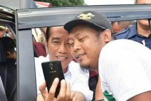 Tiba di Banyuwangi, Jokowi Disambut Tari Gandrung