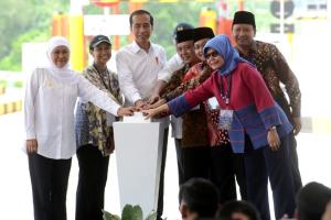 Resmikan Tol Pandaan-Malang, Jokowi: Gratisin Dulu!