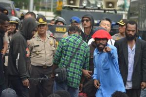 Ricuh, Demo Mahasiswa Tuntut Papua Merdeka di Surabaya