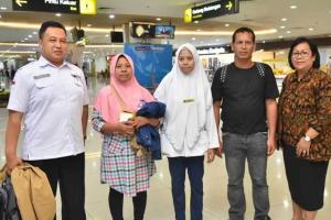 Risma Pulangkan TKI dari Malaysia