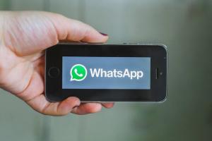 Rencana Pemasangan Iklan di Whatsapp Dibatalkan Facebook