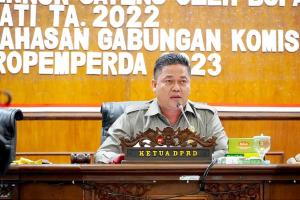 Ali Badrudin Targetkan Raperda Pesantren Rampung Akhir 2022