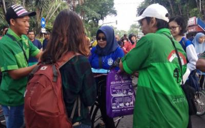 Komunitas Nol Sampah Kampanye Diet Plastik di Surabaya