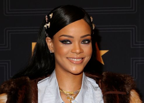 Rihanna Minta Trump Stop Gunakan Musiknya