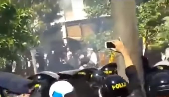 Polisi Buru Penyebar Video Hoaks Warga Madura Kepung KPU