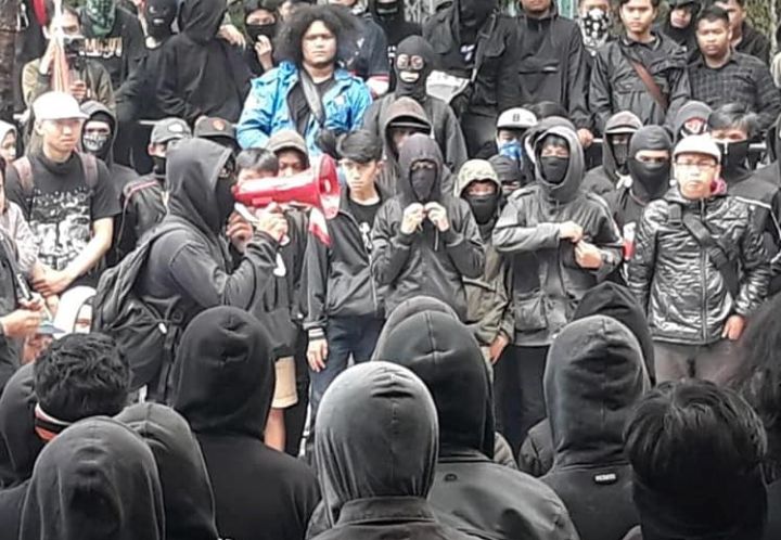  Mahasiswa Anarko yang Ditangkap Saat May Day Wajib Lapor