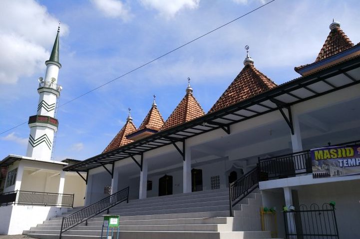 Menengok Masjid Sokambang, Warisan Raja-Raja Sumenep