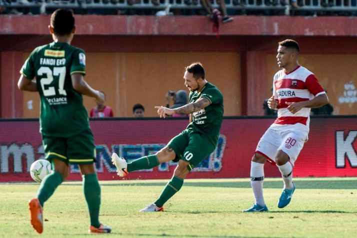 Tumbangkan Persebaya, Madura United Lolos ke Semifinal