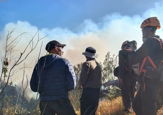 Kebakaran Hutan Semeru Meluas Jadi 80 Hektare