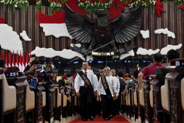 Siang Nanti, Jokowi-Ma'ruf Amin Dilantik di Parlemen