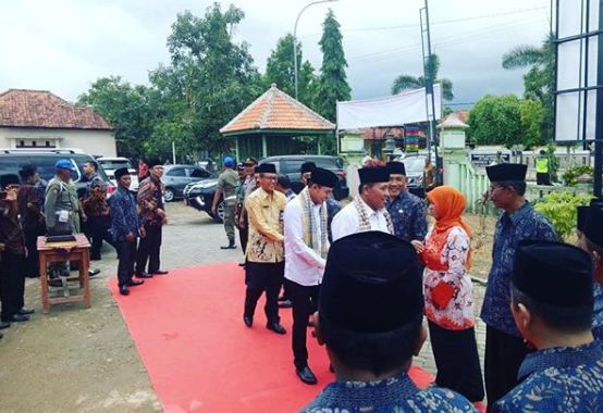 Bupati Sampang Lantik Anak Buah di Lokasi Sumpah Pocong 