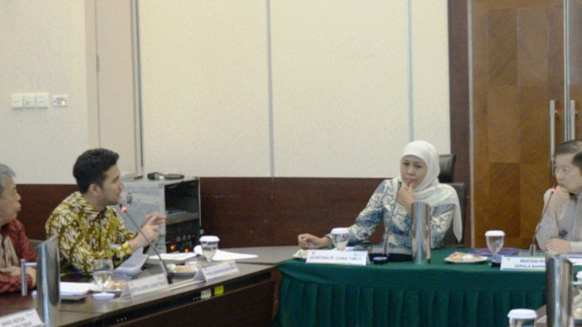 Percepat Pembangunan di Jawa Timur, Khofifah Temui 3 Menteri